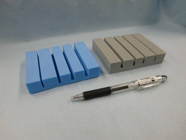 ウレタンの溝切加工